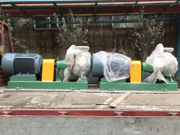 發(fā)貨現(xiàn)場 (2)